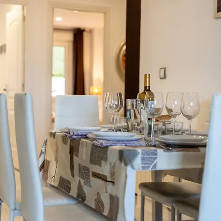 La Caleta De * Mogro